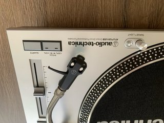 Tocadiscos Audio-Technica AT-LP120-USB + Cápsula