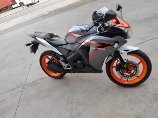 Honda CBR125R Gris/Naranja *NEGOCIABLE*