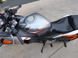 Honda CBR125R Gris/Naranja *NEGOCIABLE*