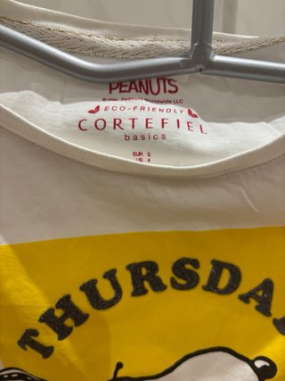 Camiseta Cortefiel Snoopy Thursday