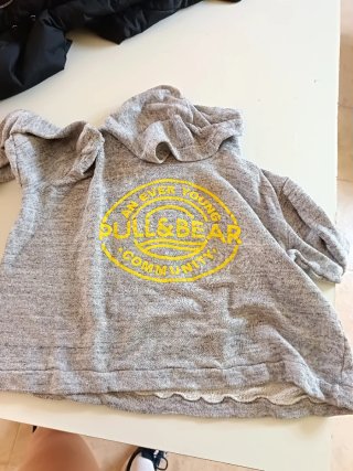 Sudadera Pull&Bear Gris