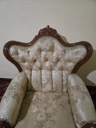 2 Butacas Tapizadas Madera