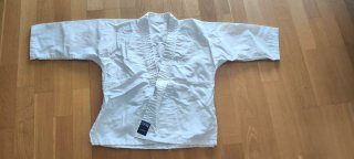 Traje de Judo y Cinturones blanco y Amarillo