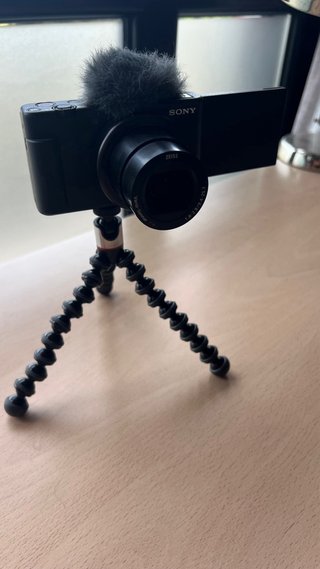 Sony ZV-1 4K + GorillaPod + Accesorios