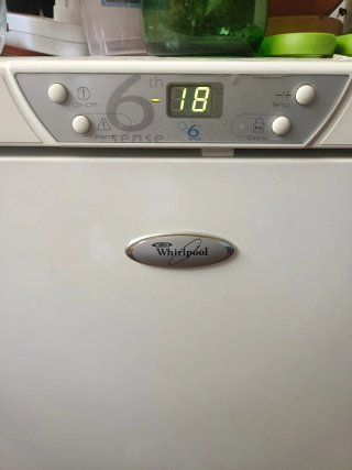 Congelador Vertical Whirlpool 6th Sense
