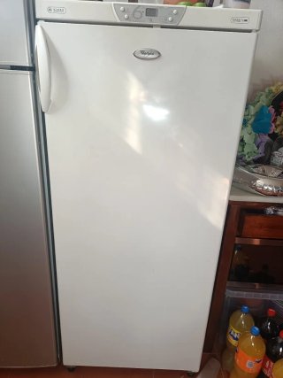 Congelador Vertical Whirlpool 6th Sense