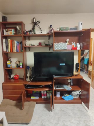 Mueble de salón de madera
