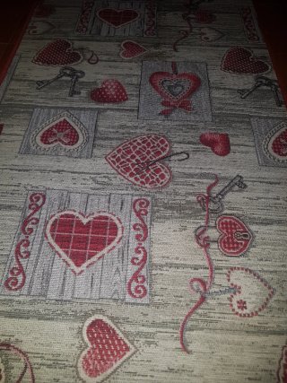 Tappeto cucina cuori. Grigio/ rosso. Casa.
