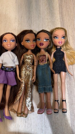 Lote Bratz 5 Muñecas