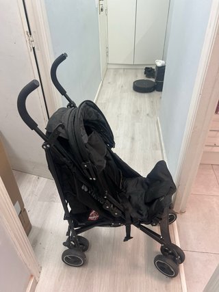 Cochecito de bebé negro