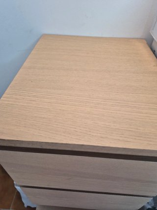 Mesitas de Noche IKEA MALM Madera