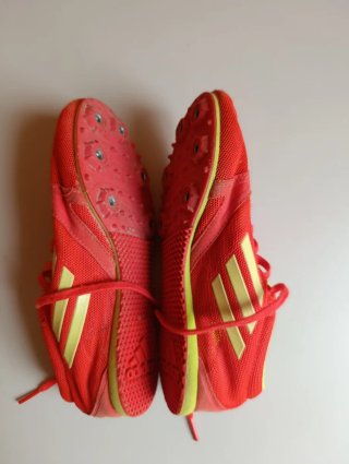 Zapatillas Adidas Clavos Atletismo Rojas y Amarill