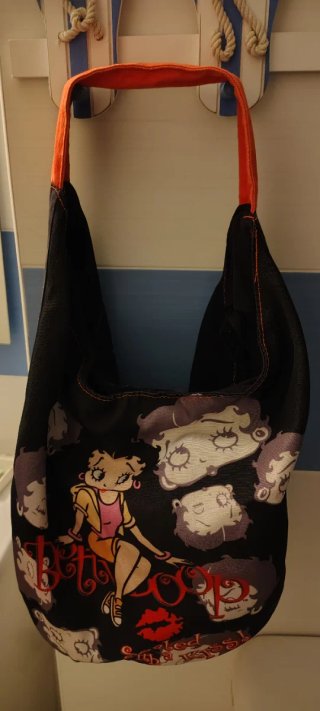 Bolso Betty Boop Negro con Diseño