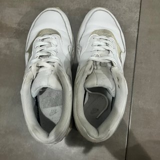 Nike Air Max 1 Blancas y Doradas