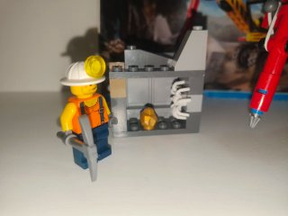 Lego City 60185 martillo hidraulico minero