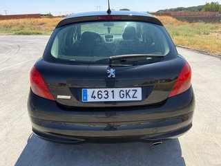 Peugeot 207 1.6 HDI 90CV SPORT