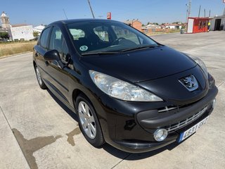 Peugeot 207 1.6 HDI 90CV SPORT