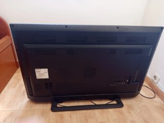 Televisor Sharp 42 Full HD con mando