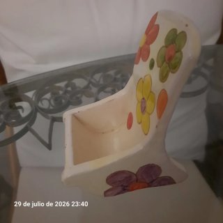Soporte decorativo cerámica para mando televisor