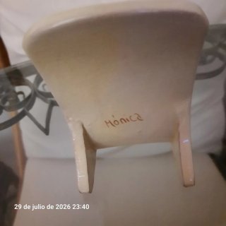 Soporte decorativo cerámica para mando televisor