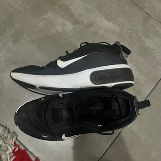 Zapatillas Nike Air Max Negras y Blancas