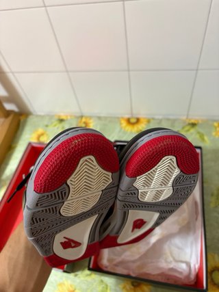 Jordan 4