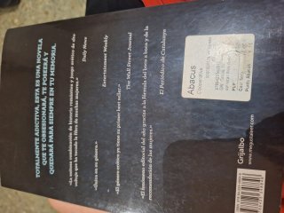 Cincuenta sombras más oscuras
