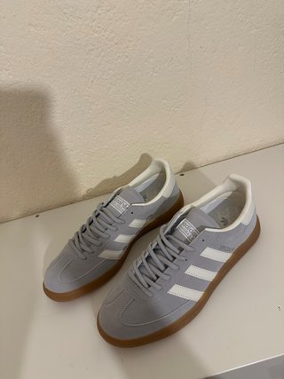 Adidas Spezial Gris y Blanco