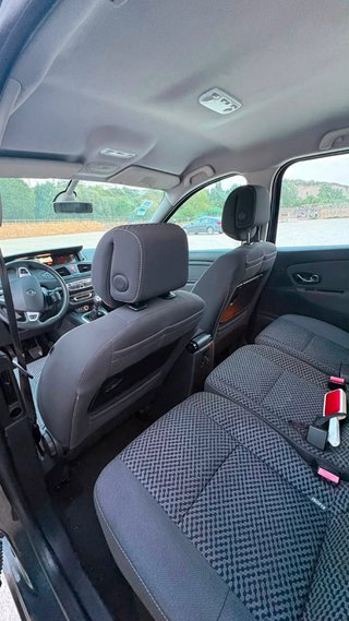 Renault Scenic 2012