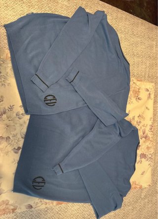2 Jerséis Uniforme Regina Mundi Talla 16