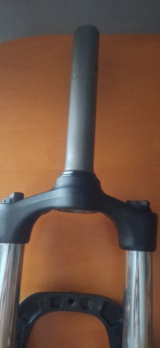 Horquilla SR Suntour XCT 30