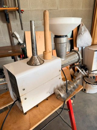 Picadora Carne Eléctrica Garhe 32