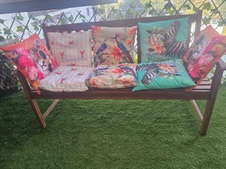 Conjunto jardín mesa y 2 bancos