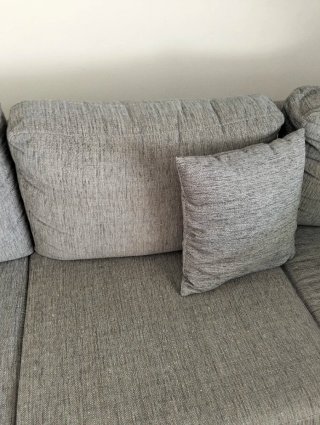 Sofá chaiselongue gris tela