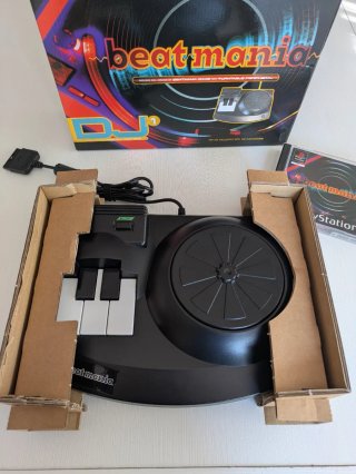Beatmania DJ Pack 1 PS1 PAL Completo