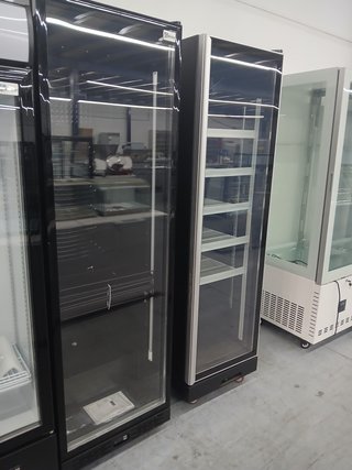 NEVERA EXPOSITORA CRISTAL