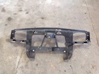 Refuerzo paragolpes delantero Ford Mondeo II Seda