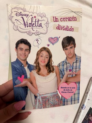 Libros Disney  Violetta