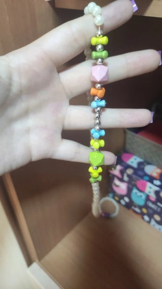 Collar y pulsera de perlas y cuentas