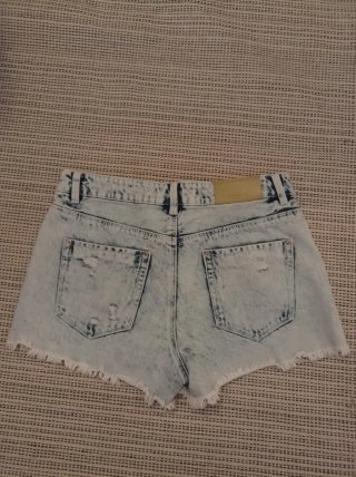 Shorts vaqueros Stradivarius desgastados