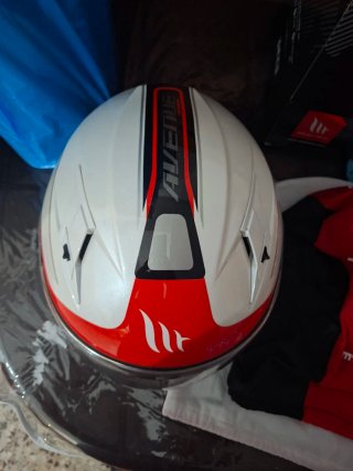 Casco de moto MT - Blanco y Rojo Talla M