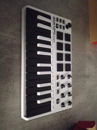 Akai MPK mini Special Edition