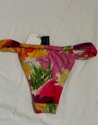 Braga bikini Zara Talla M Estampado Floral