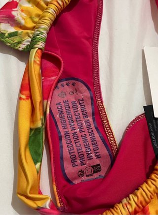 Braga bikini Zara Talla M Estampado Floral