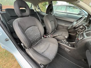 206 2.0HDI 154.000km
