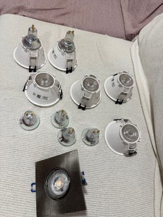 Focos empotrables LED y halógenos todo por 20euros