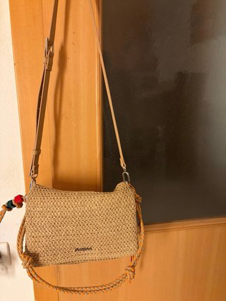 Bolso Desigual Rafia Mediano Hombro y Bandolera