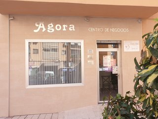 Alquiler de peluquería, estética, masajista