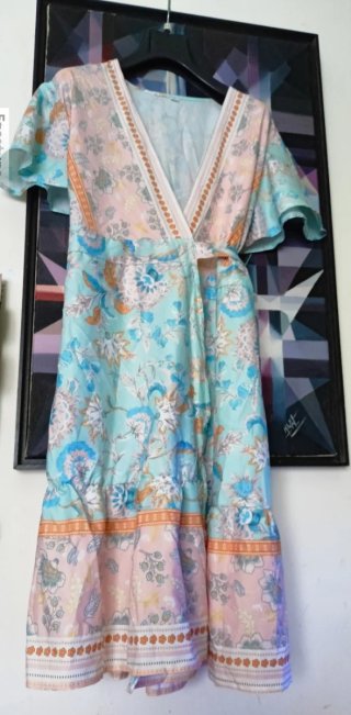 Vestido cruzado estampado floral