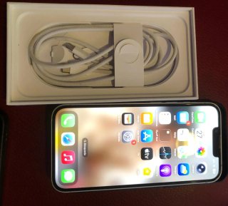 iPhone 16 128GB Plata/Blanco A3409 sólo uosado 6 m